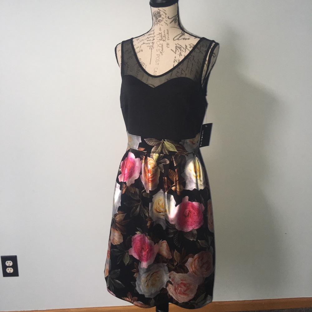En Foucault Studio Black/Metallic Floral Dress